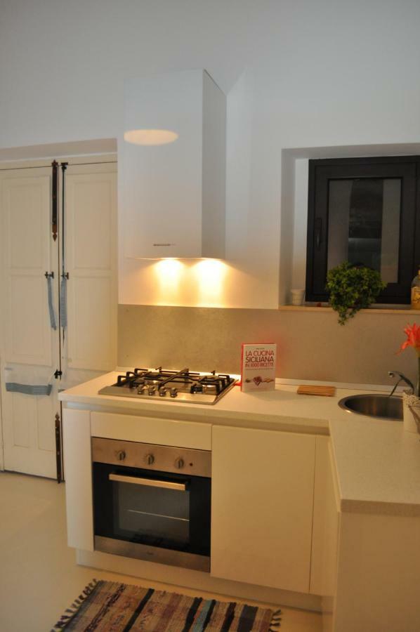 Appartement Mega House à Catane Extérieur photo